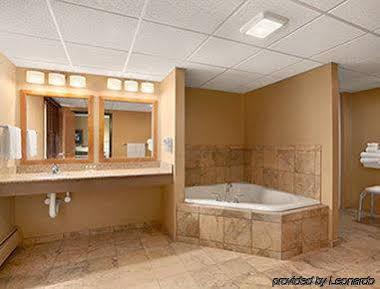 Days Inn By Wyndham Helena Bagian luar foto